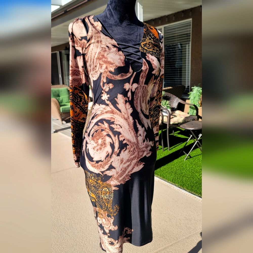 Elegant Black and Beige Patterned Dress SZ.XS By VENUS